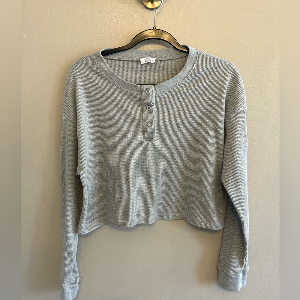 Ardene grey waffle knit long sleeve crop top size M